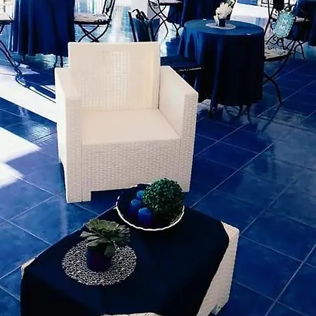 Nido Colored Guest house Fontane Bianche
